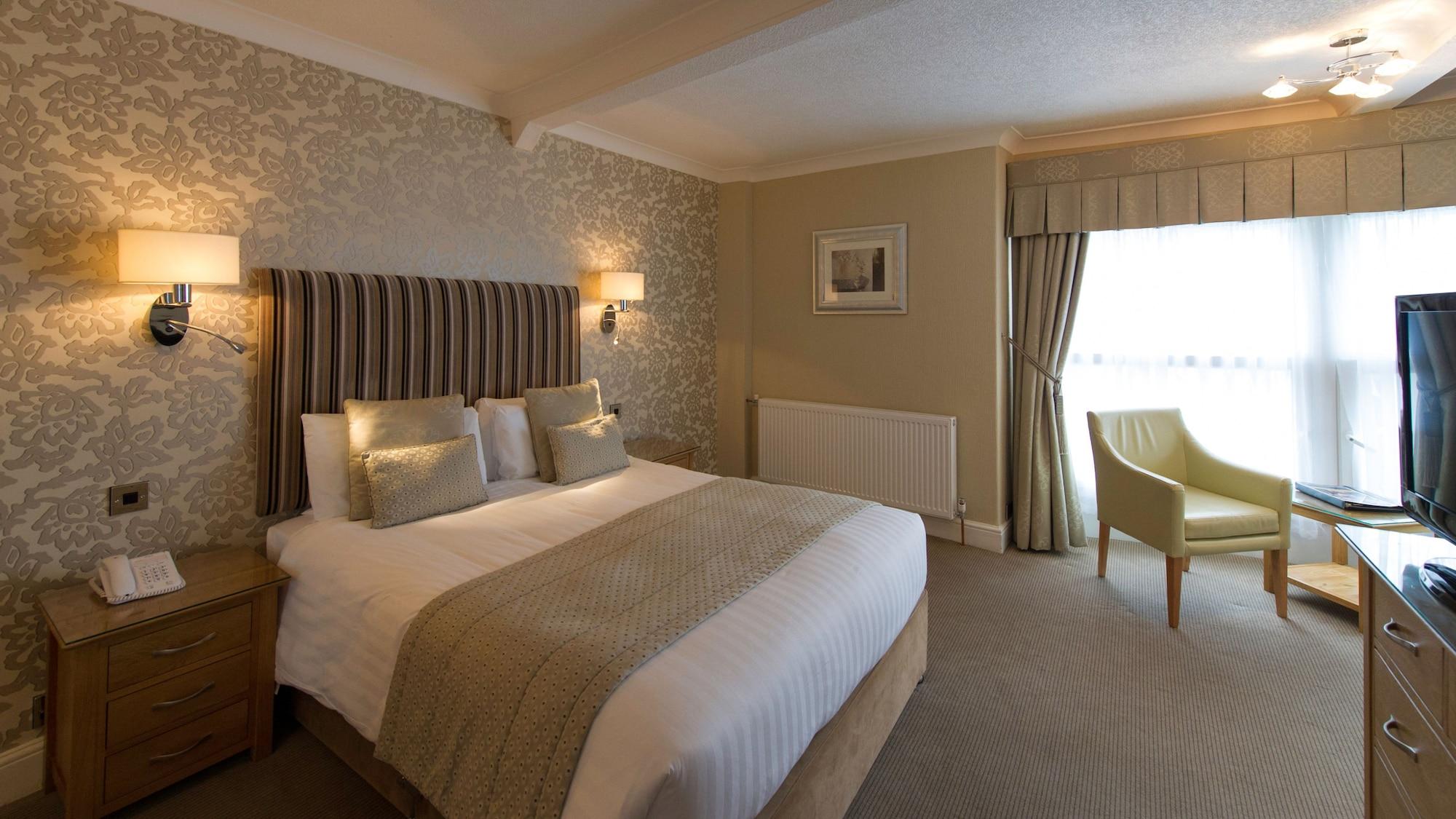The Royal & Fortescue Hotel Barnstaple Bagian luar foto