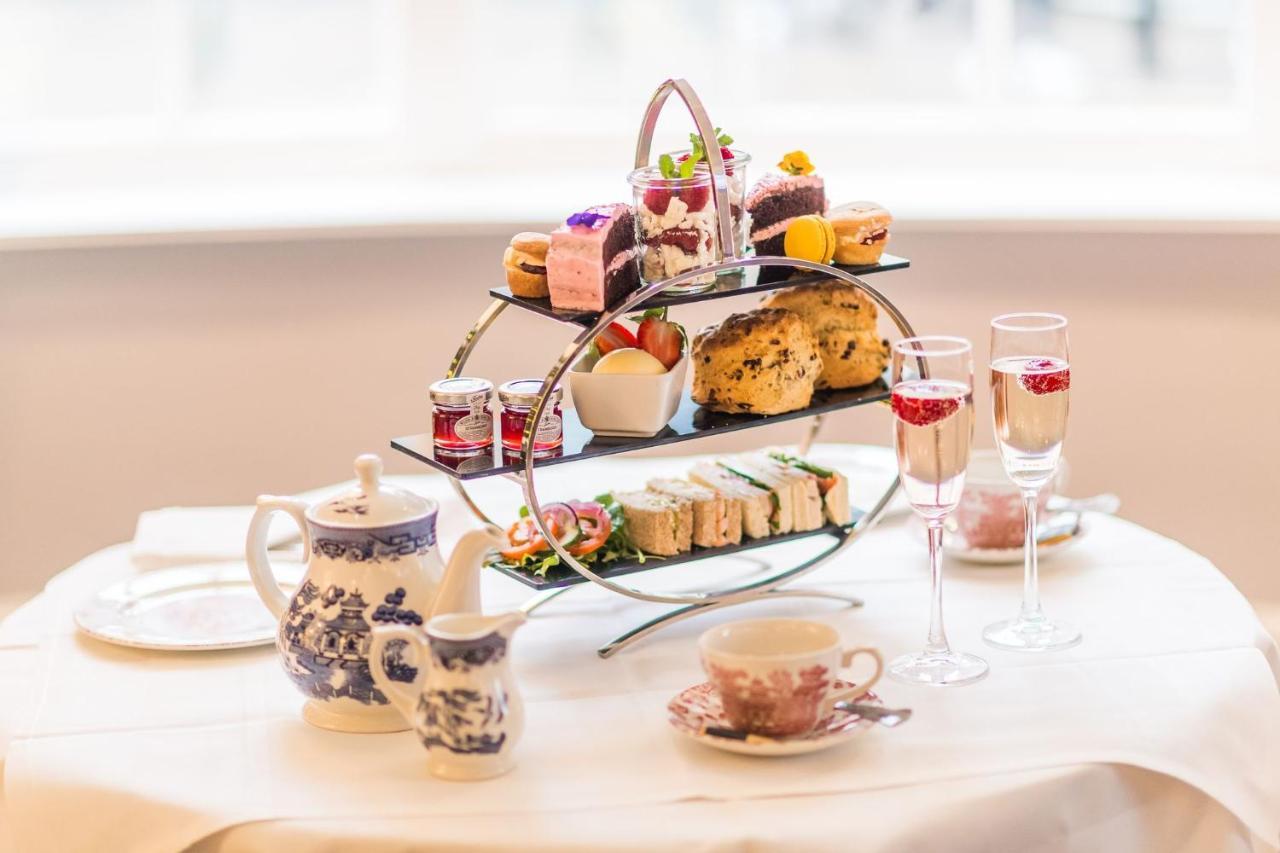 The Royal & Fortescue Hotel Barnstaple Bagian luar foto