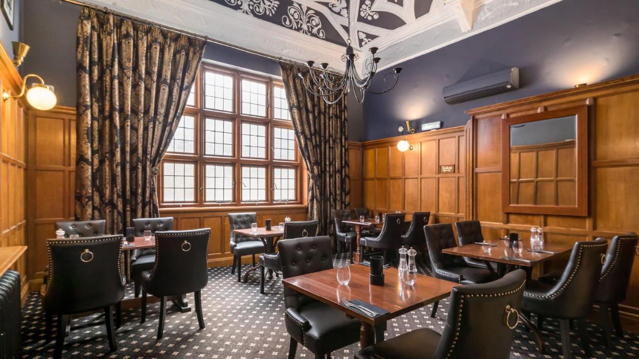 The Royal & Fortescue Hotel Barnstaple Bagian luar foto