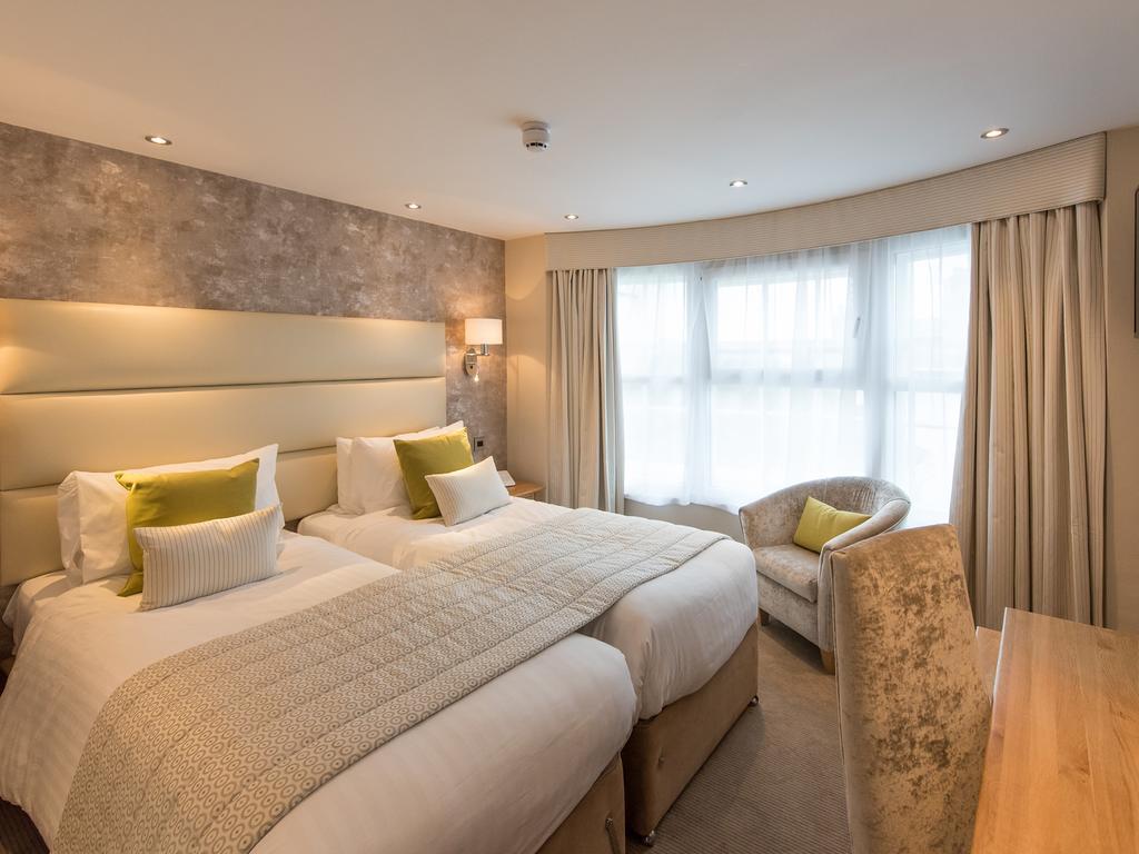 The Royal & Fortescue Hotel Barnstaple Bagian luar foto