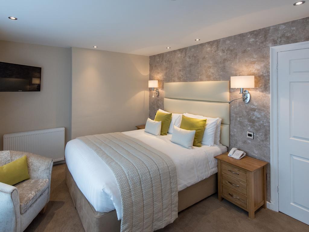 The Royal & Fortescue Hotel Barnstaple Bagian luar foto