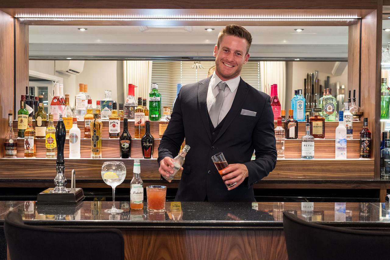 The Royal & Fortescue Hotel Barnstaple Bagian luar foto